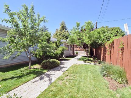 1014 W Winnie Lane, Carson City, NV 89703 Photo
