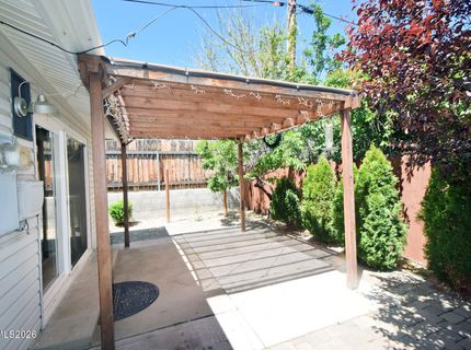 1014 W Winnie Lane, Carson City, NV 89703 Photo
