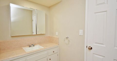 1014 W Winnie Lane, Carson City, NV 89703 Photo