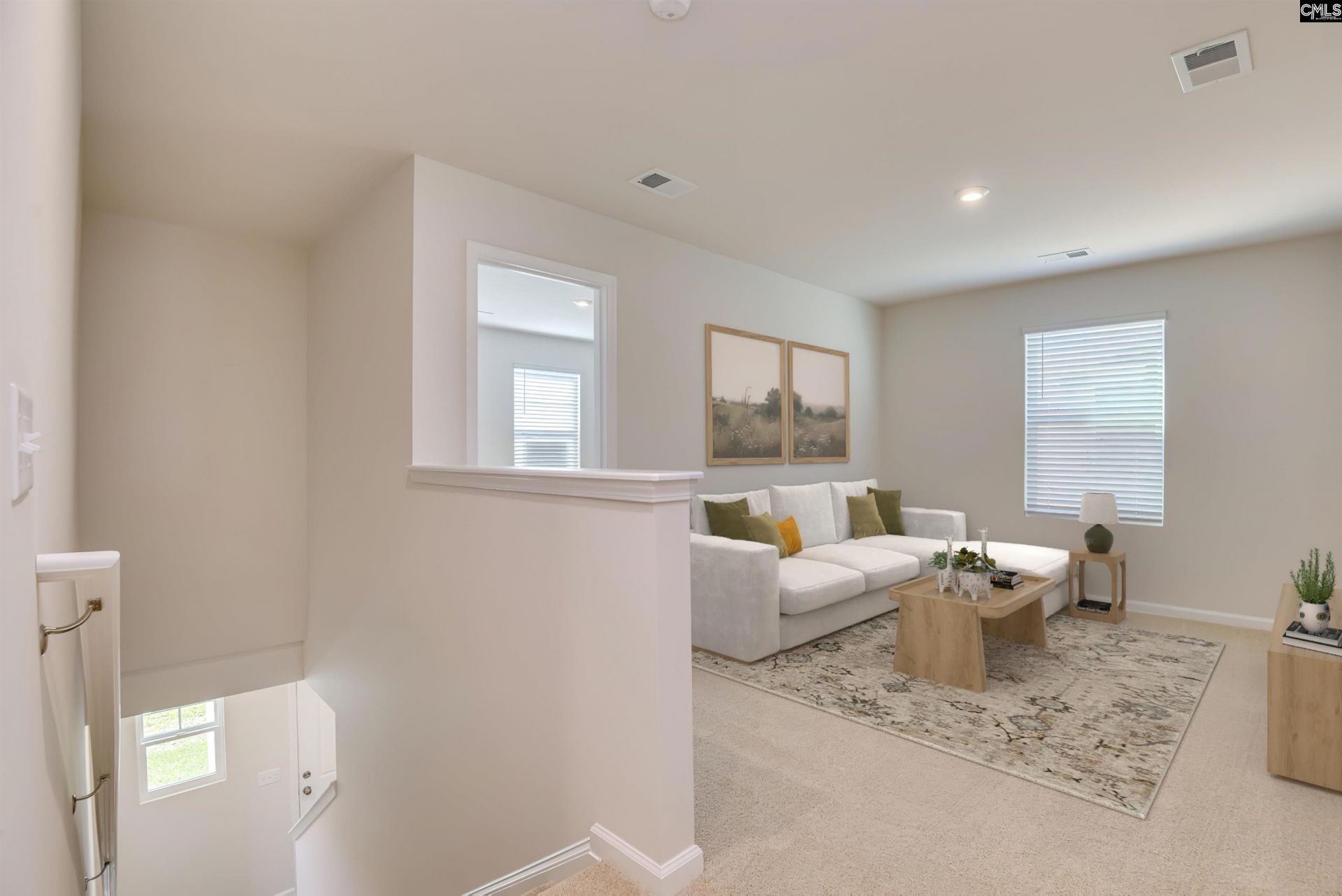 220 Kingfield Drive  Photo 9