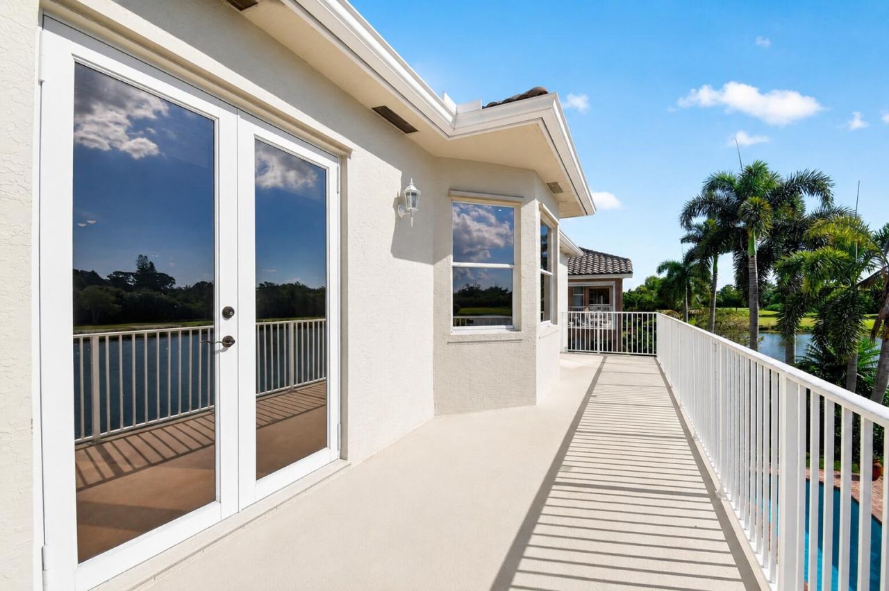2214 Ridgewood Circle, Royal Palm Beach, FL 33411 Photo