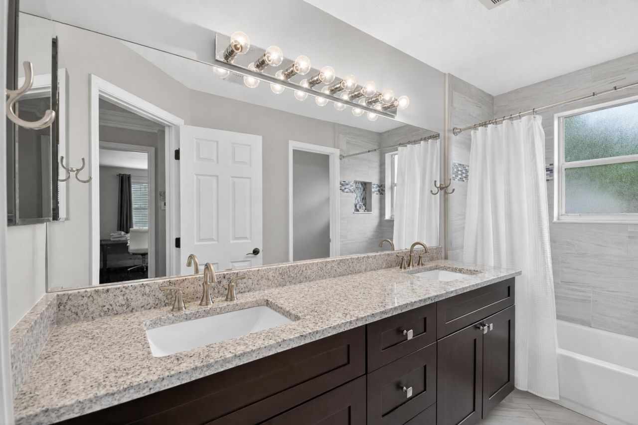 2214 Ridgewood Circle, Royal Palm Beach, FL 33411 Photo