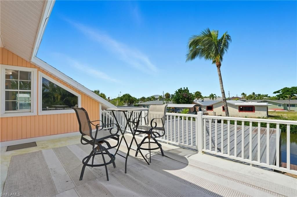 421 Connecticut St, Fort Myers Beach, FL 33931 Photo