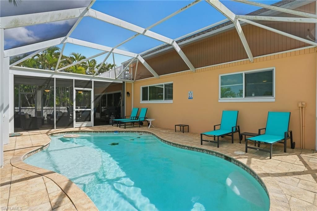 421 Connecticut St, Fort Myers Beach, FL 33931 Photo
