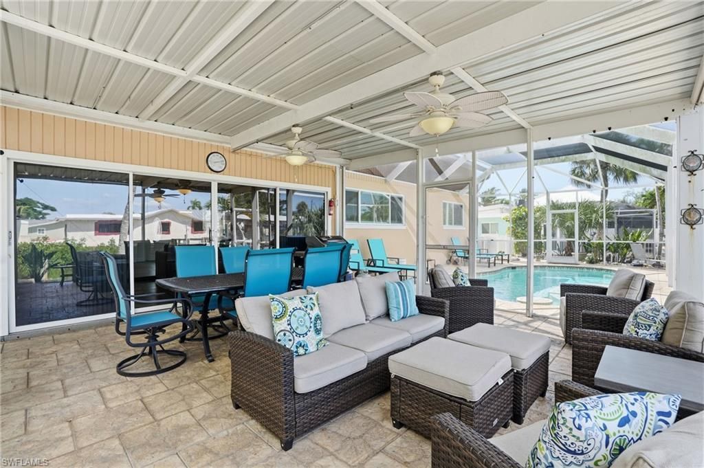 421 Connecticut St, Fort Myers Beach, FL 33931 Photo