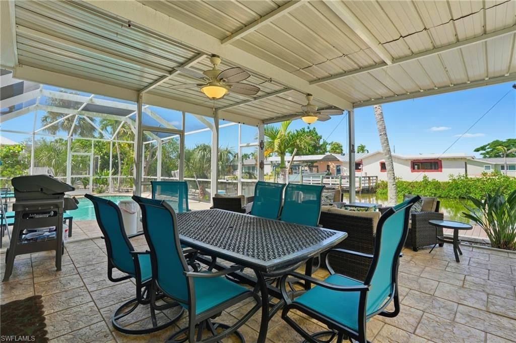 421 Connecticut St, Fort Myers Beach, FL 33931 Photo