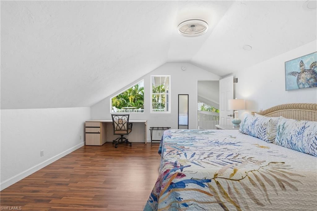 421 Connecticut St, Fort Myers Beach, FL 33931 Photo