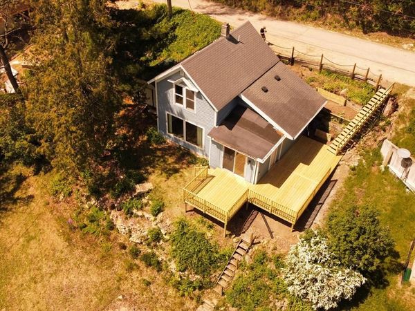 429 Bench STREET, Lynxville, WI 54626