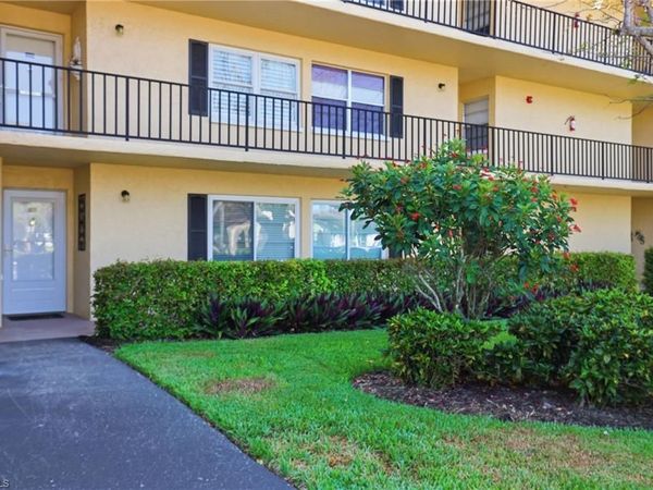 1086 Forest Lakes DR , Unit 106, NAPLES, FL 34105