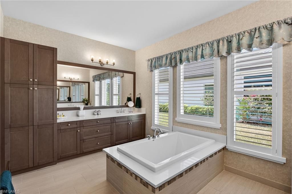 12078 Mimosa St, Naples, FL 34120 Photo
