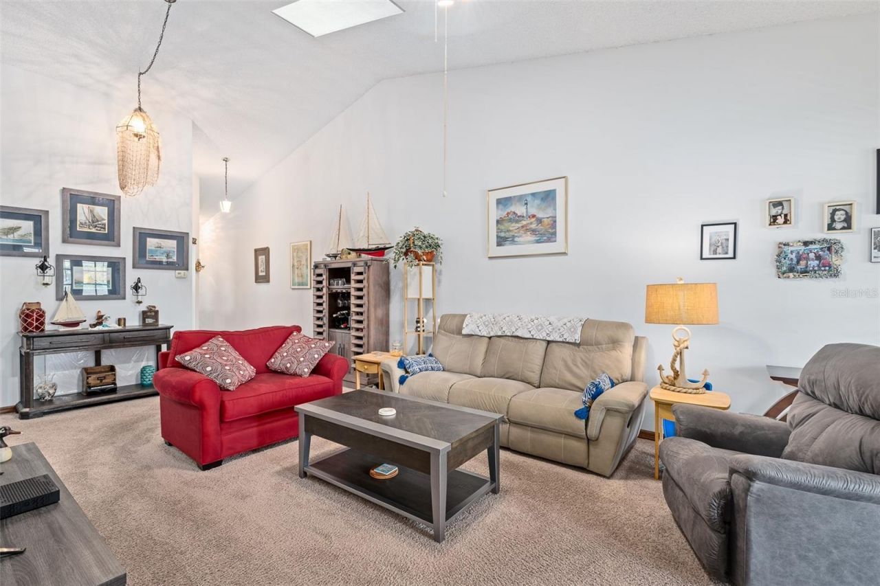 596 N Nova Road, Unit 308, Ormond Beach, FL 32174 Photo