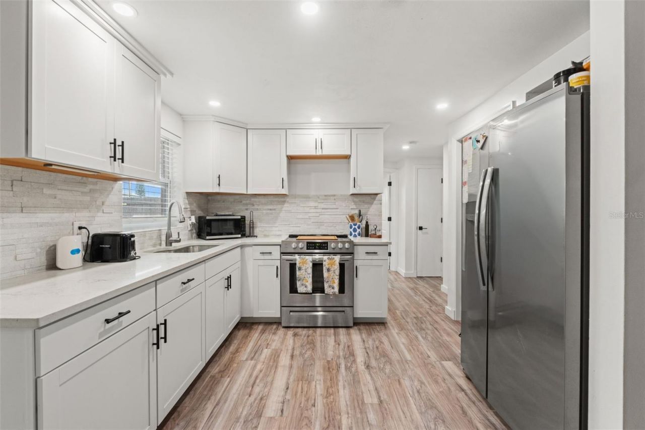 4821 Manor Drive , New Port Richey, FL 34652 Photo