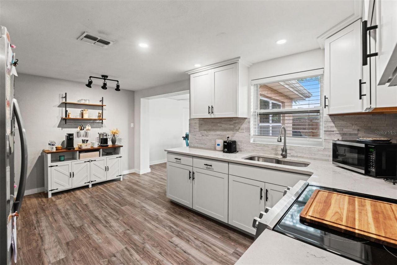 4821 Manor Drive , New Port Richey, FL 34652 Photo