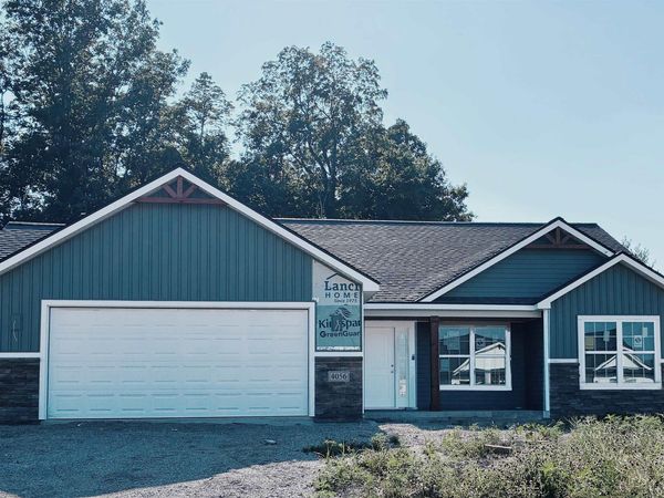 4056 Centerstone Parkway, New Haven, IN 46774