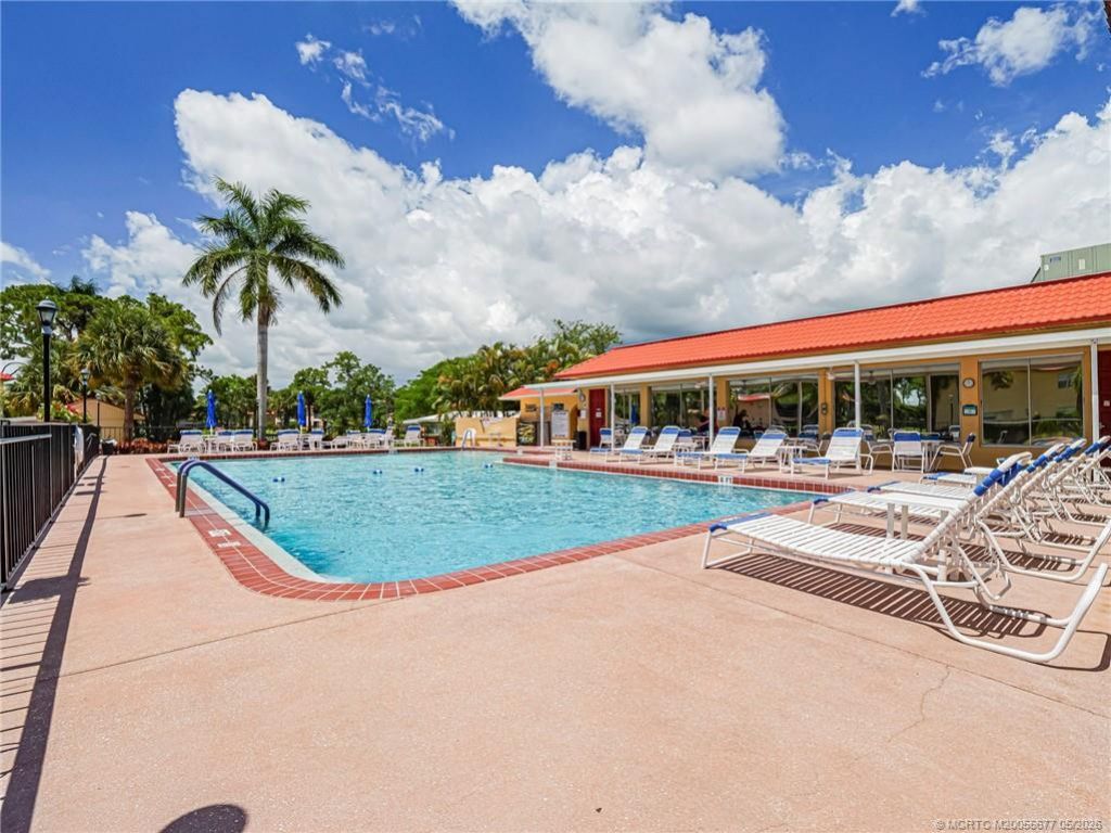 1987 SW Palm City Road, Unit D, Stuart, FL 34994 Photo