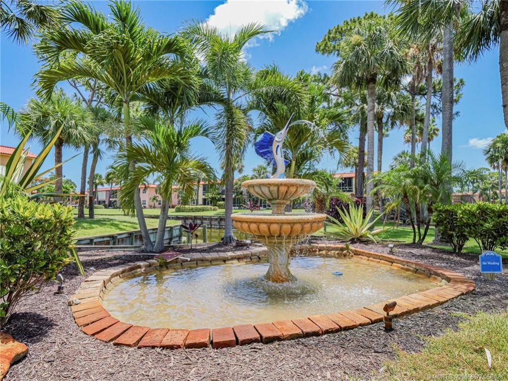 1987 SW Palm City Road, Unit D, Stuart, FL 34994 Photo