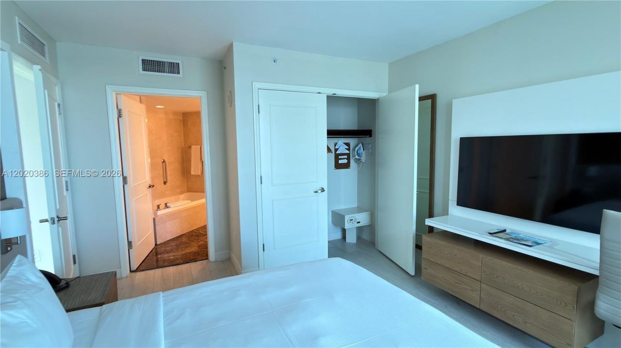 505 N Fort Lauderdale Beach Blvd, Unit 2201, Fort Lauderdale, FL 33304 Photo