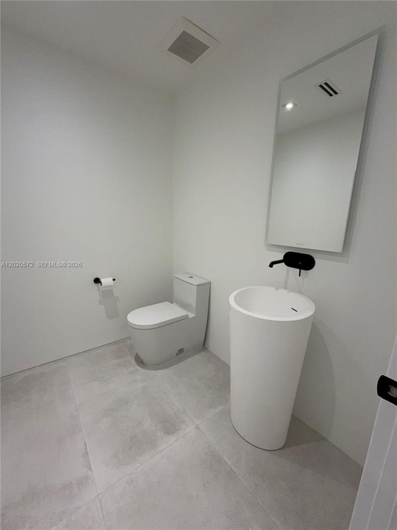 439 Hardee Rd , Coral Gables, FL 33146 Photo
