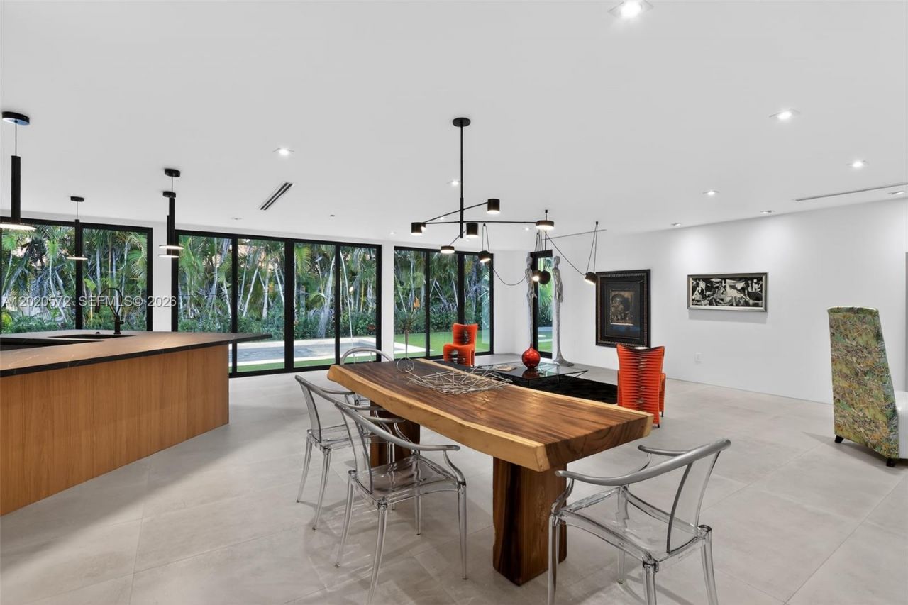 439 Hardee Rd , Coral Gables, FL 33146 Photo