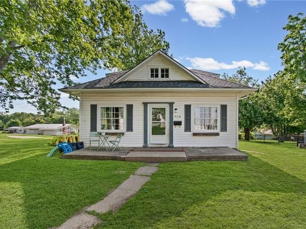 918 Park Street, Carrollton, MO 64633