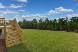 523 Blue Jay Way photo 4