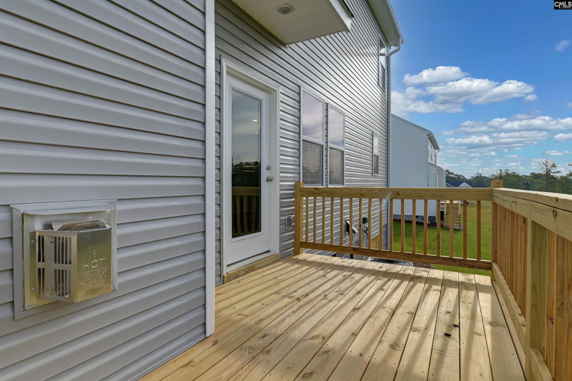 523 Blue Jay Way Photo 8