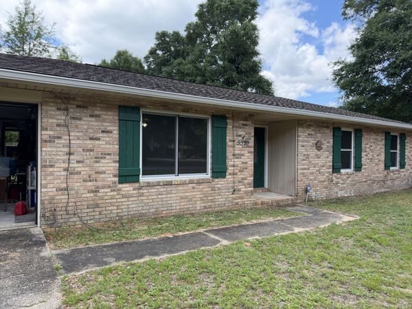 5599 Wesley Drive, Milton, FL 32570
