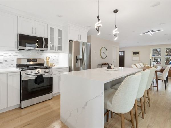 157 Boston Ave, Unit 1, Somerville, MA 02144