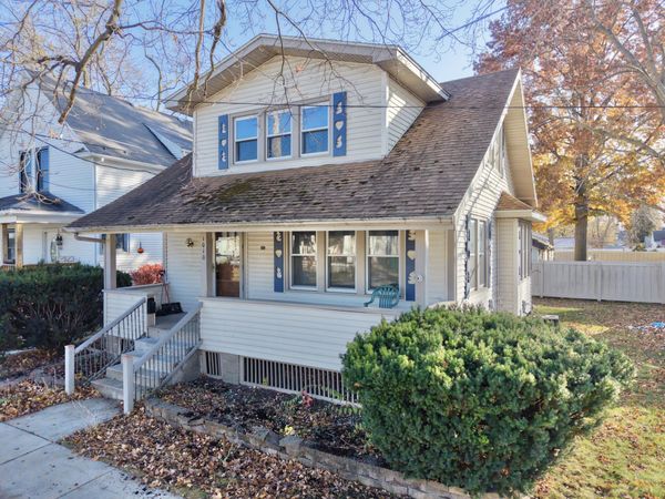 1010 2nd Street , La Porte, IN 46350