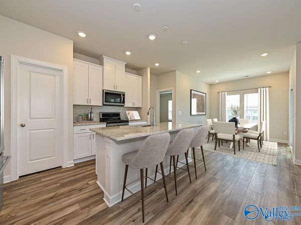 14753 Lapwing Cove, Athens, AL 35611