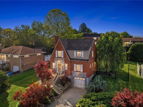 627 Greenlee Rd , Pittsburgh, PA 15227