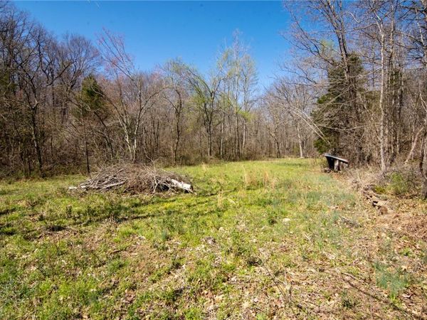 546 Madison 5390 , Huntsville, AR 72740
