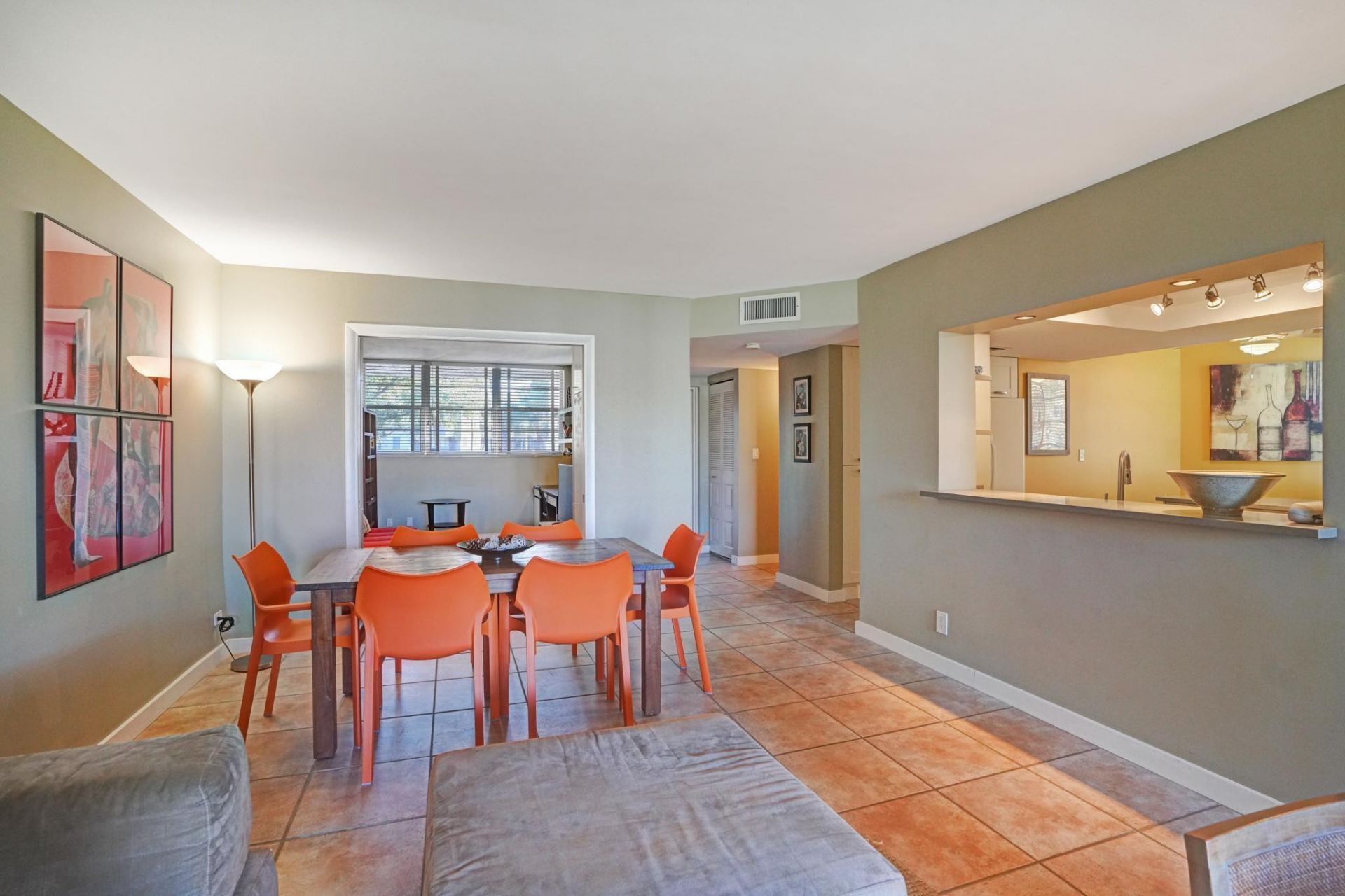 1831 Sabal Palm Drive, Unit 202, Davie, FL 33324 Photo