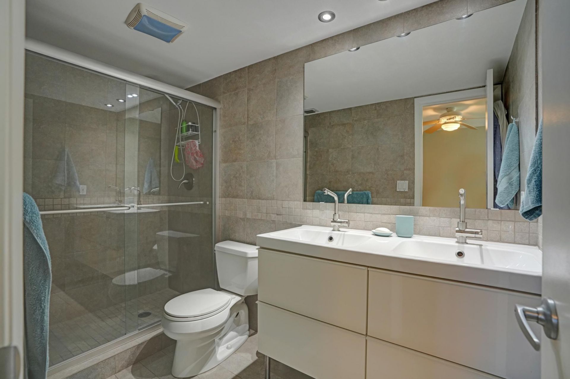 1831 Sabal Palm Drive, Unit 202, Davie, FL 33324 Photo