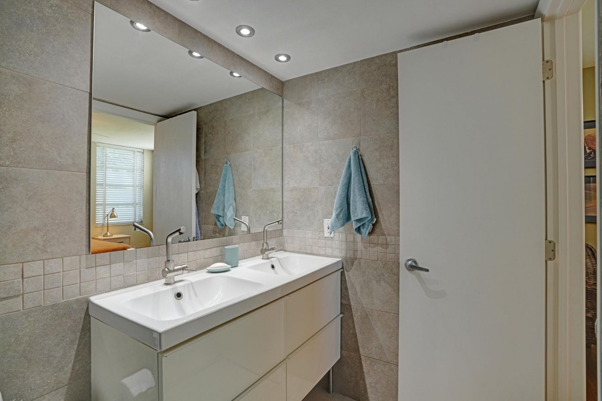 1831 Sabal Palm Drive, Unit 202, Davie, FL 33324 Photo