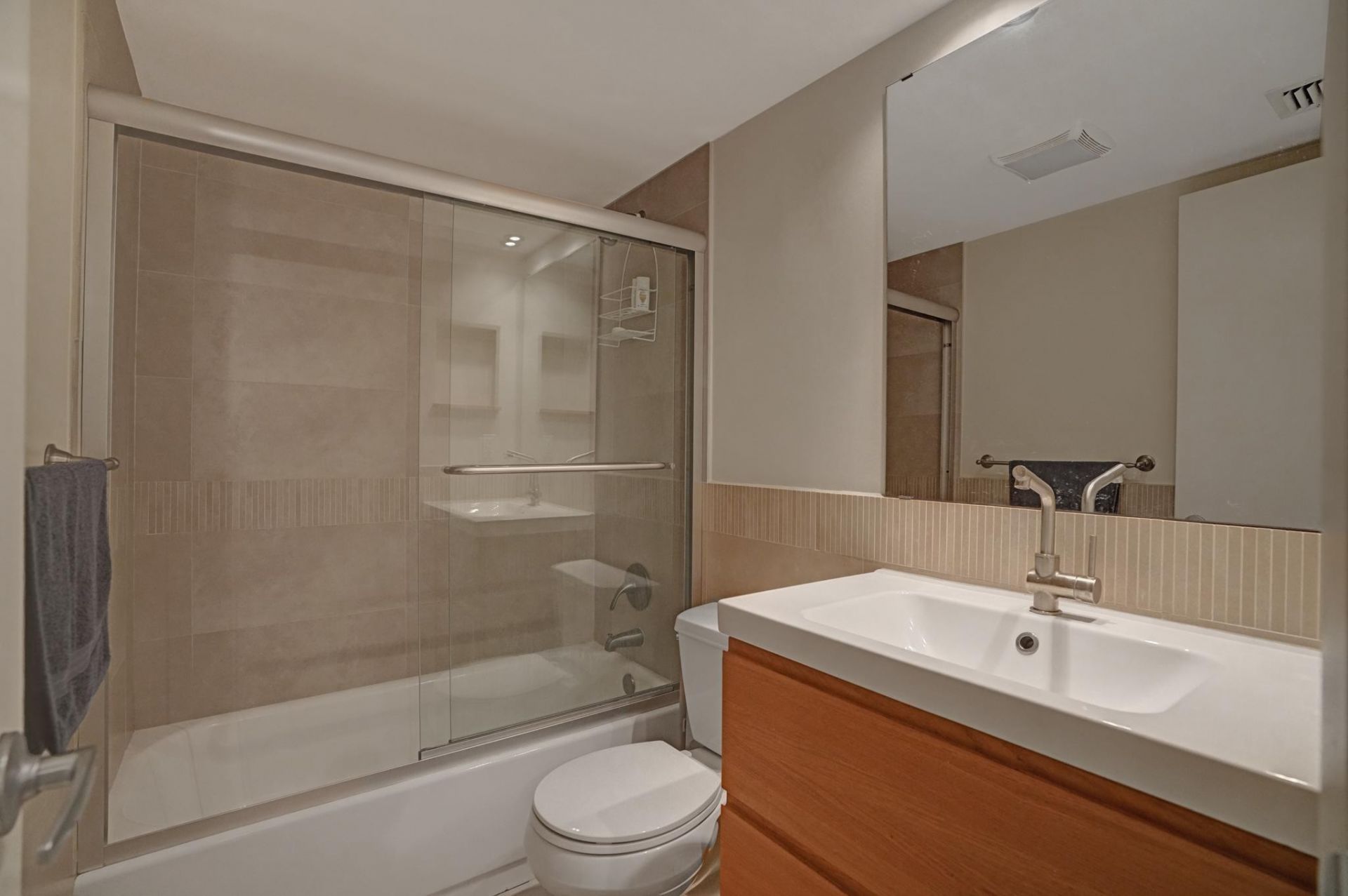 1831 Sabal Palm Drive, Unit 202, Davie, FL 33324 Photo