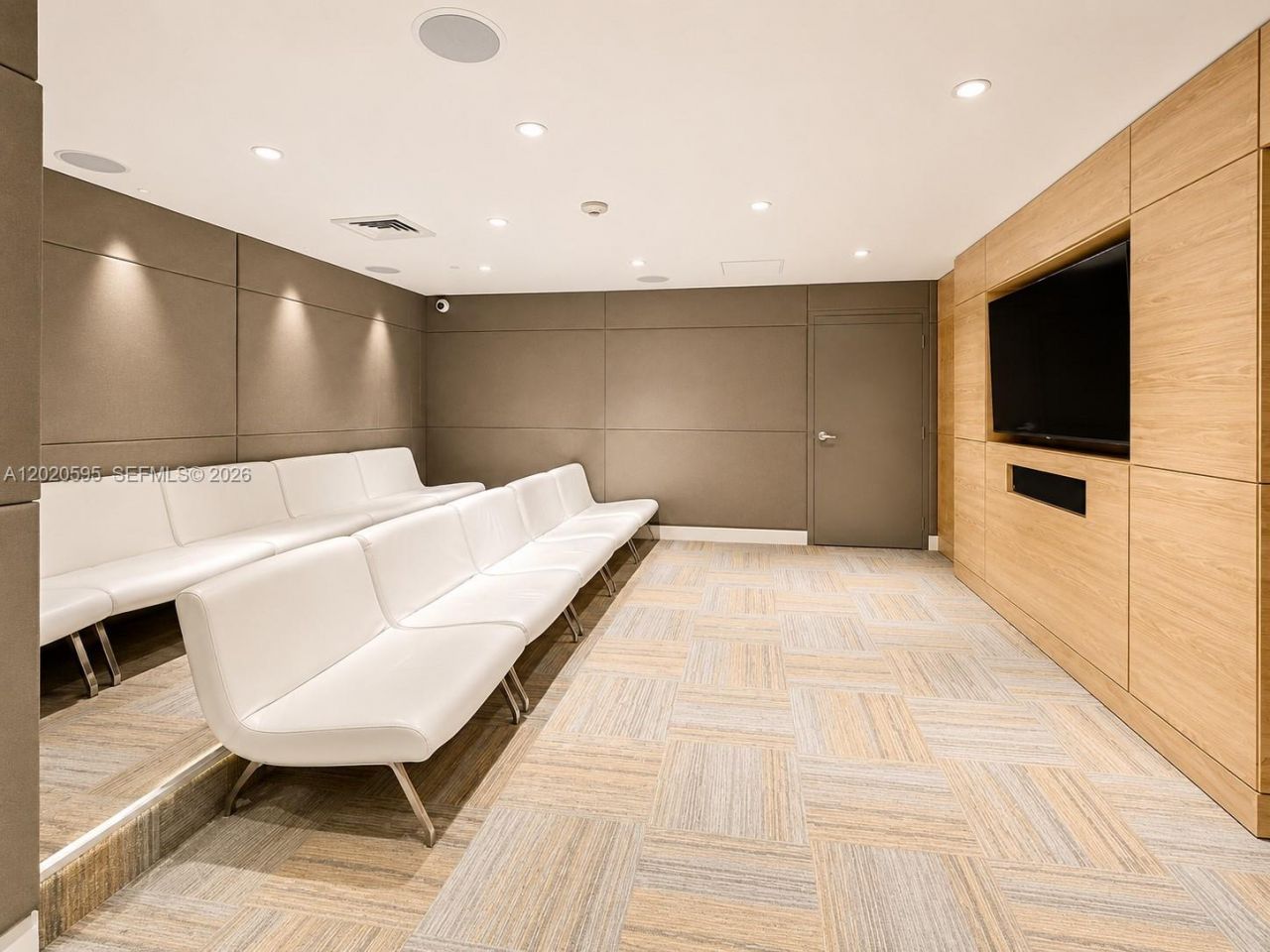 951 Brickell Ave , Unit 3501, Miami, FL 33131 Photo