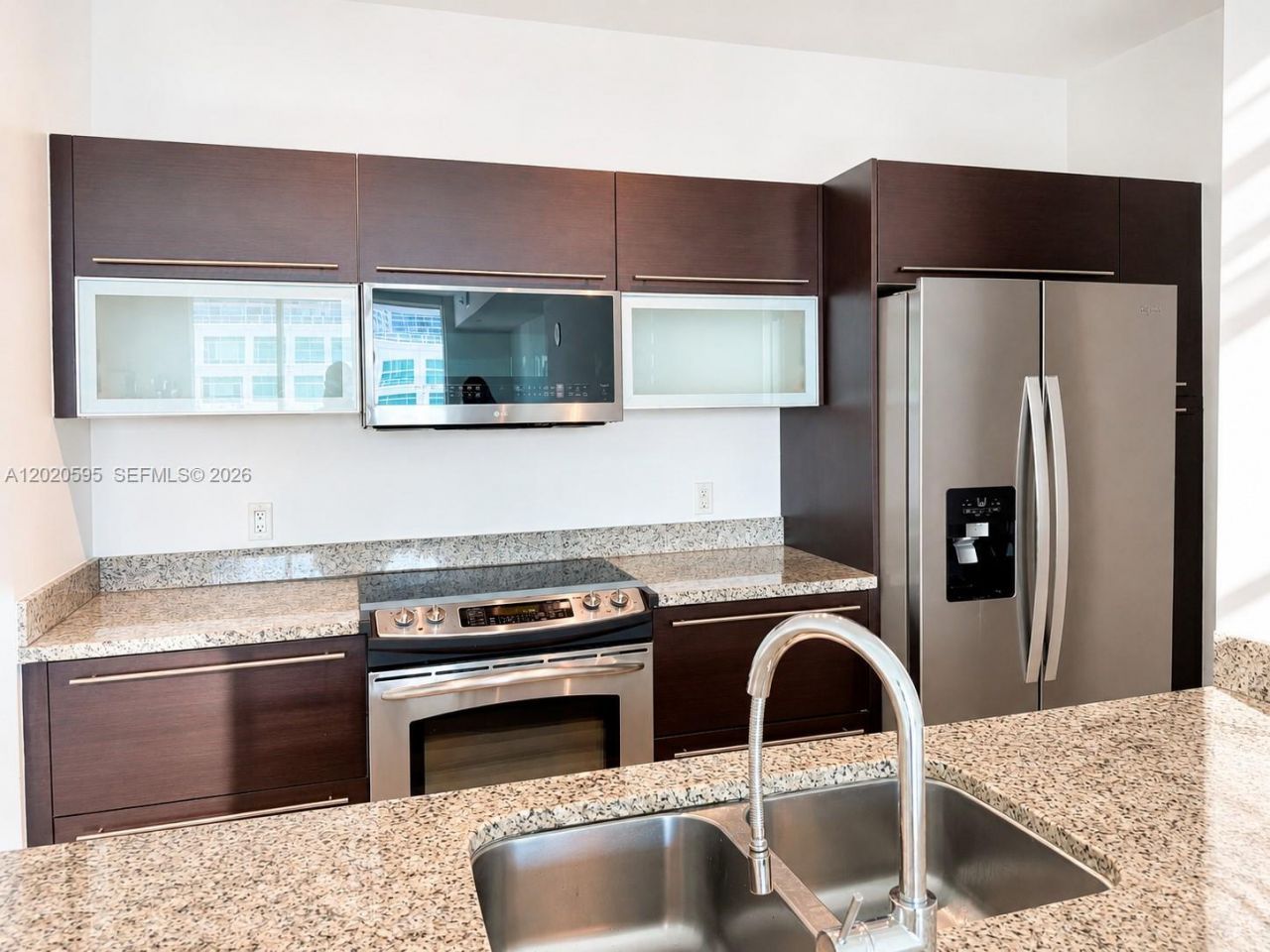 951 Brickell Ave , Unit 3501, Miami, FL 33131 Photo