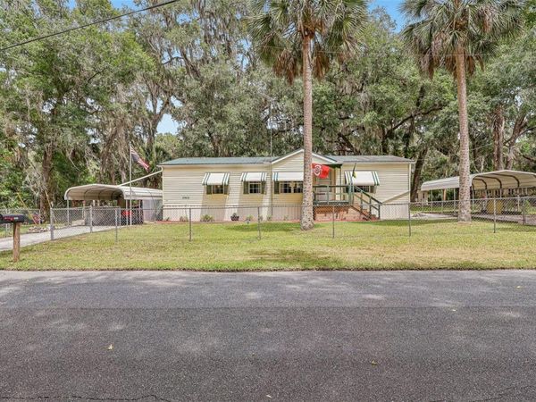 2903 CR 426E , LAKE PANASOFFKEE, FL 33538