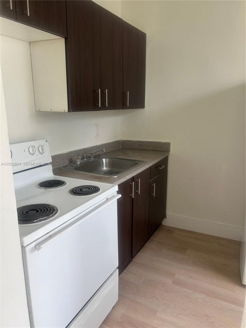 1820 NW 73rd St , Miami, FL 33147 Photo