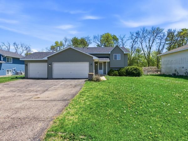 125 Gloria Avenue, Green Isle, MN 55338