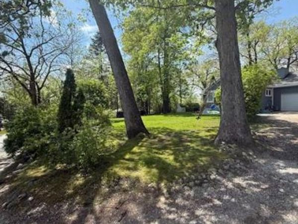 3793 Noble, Brighton, MI 48116