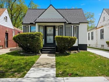 11338 Memorial Street , Detroit, MI 48227