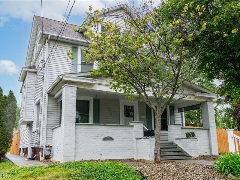 2417 S Arch Avenue , Alliance, OH 44601 Photo 4