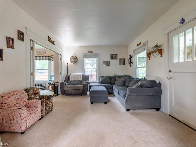 2417 S Arch Avenue , Alliance, OH 44601 Photo 7