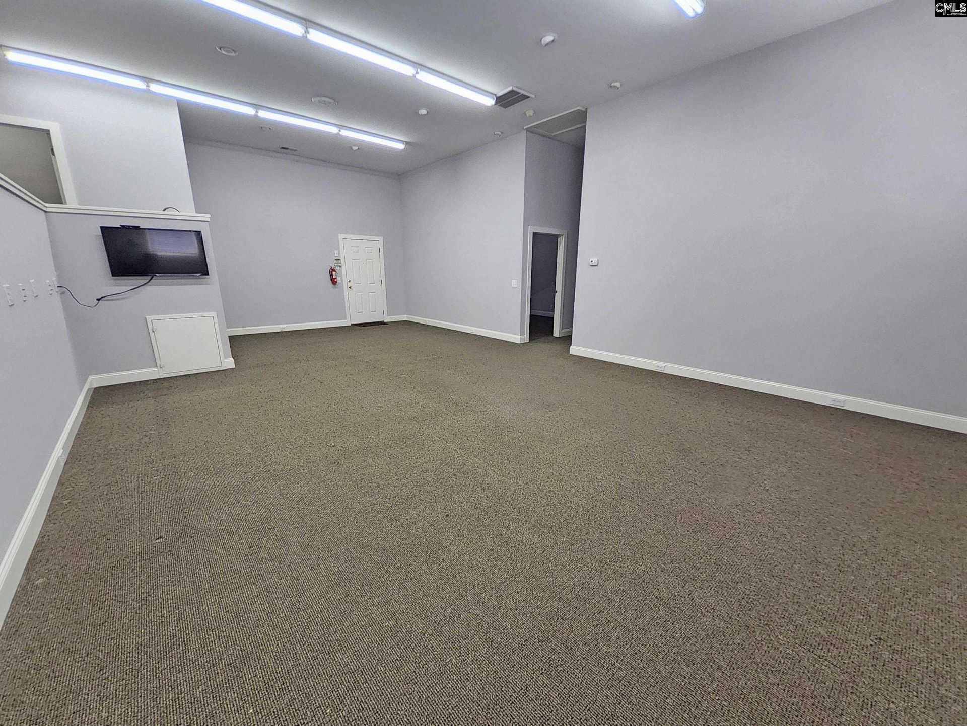 191 Friarsgate Boulevard  Photo 18