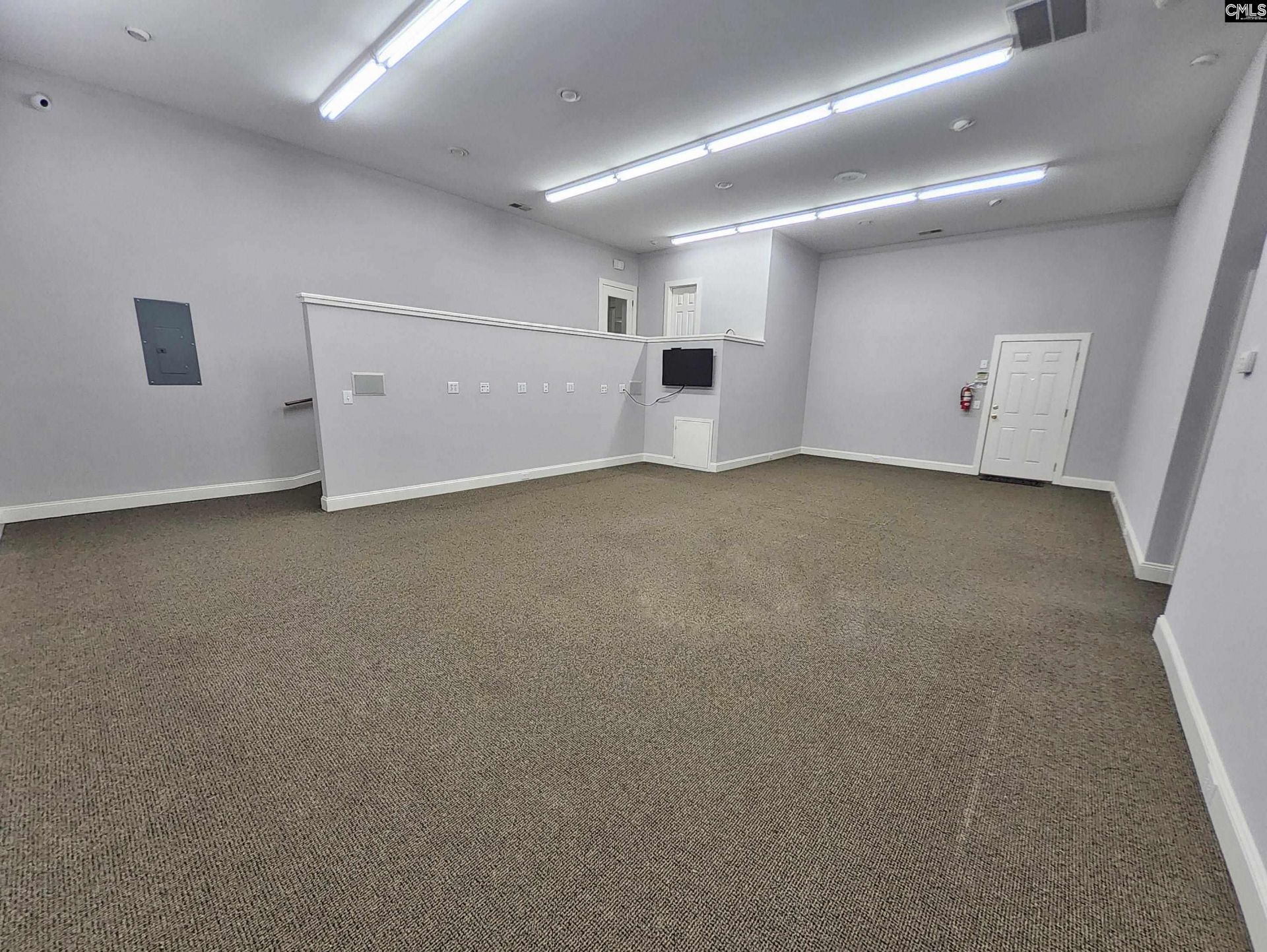 191 Friarsgate Boulevard  Photo 19