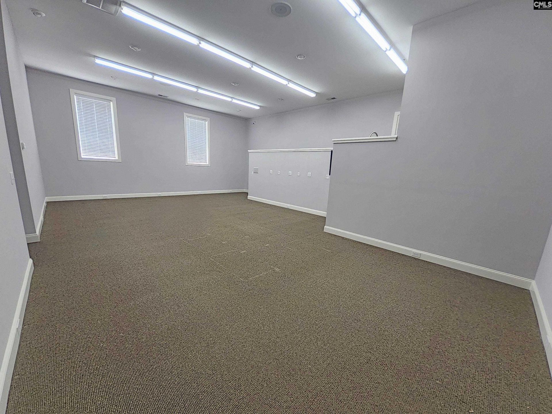 191 Friarsgate Boulevard  Photo 20