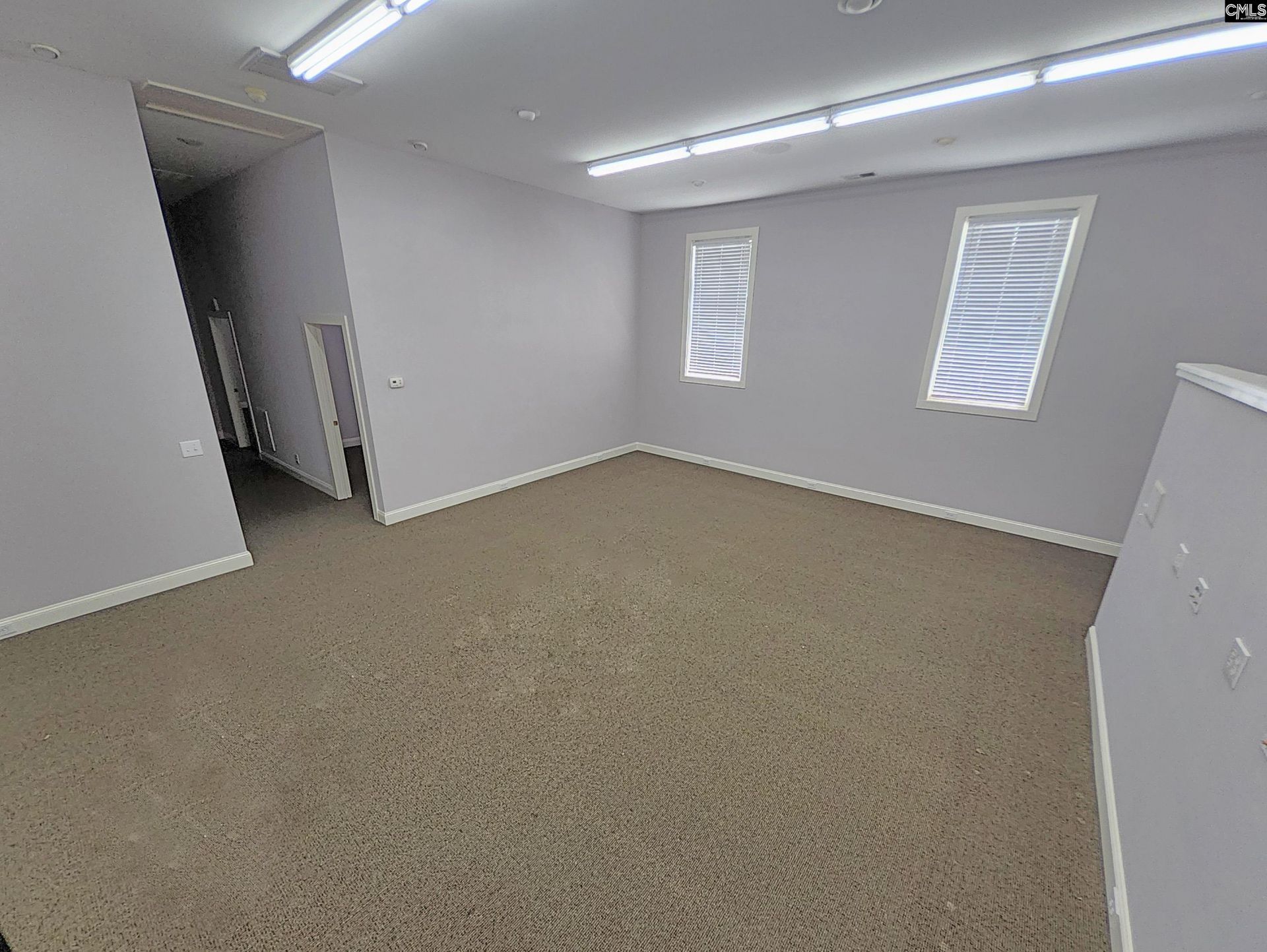 191 Friarsgate Boulevard  Photo 24