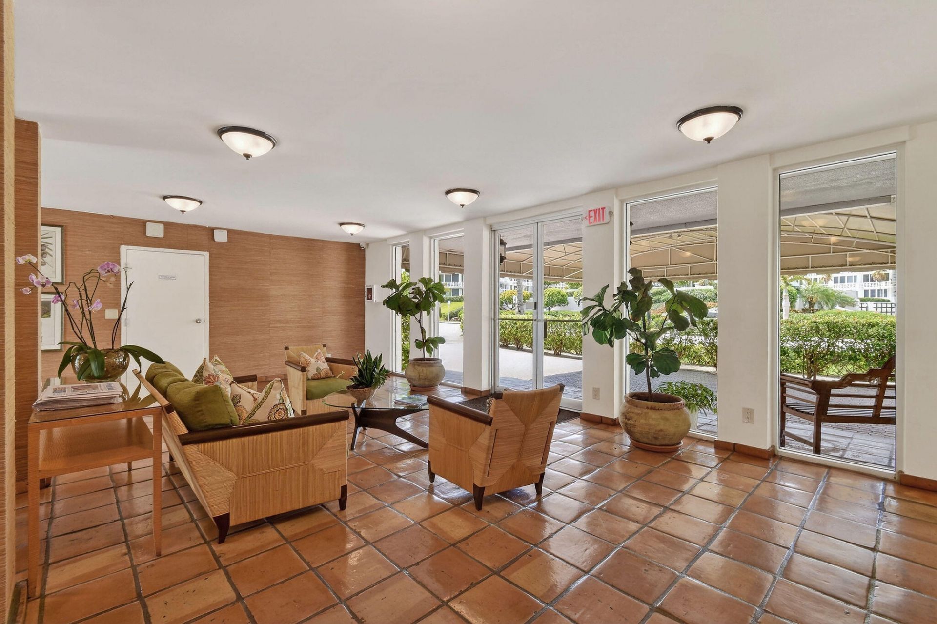 139 Sunrise Avenue, Unit 2030, Palm Beach, FL 33480 Photo